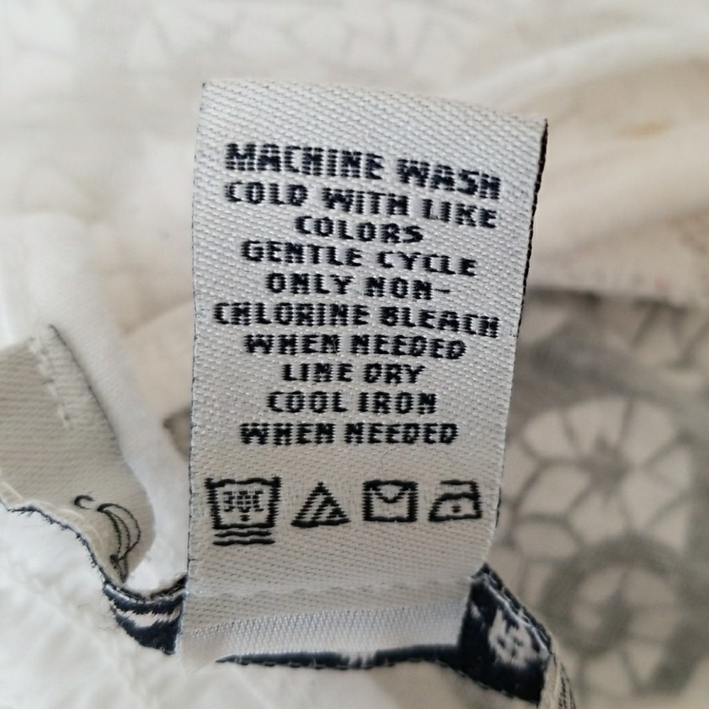 American Rag button blouse - Picture 4 of 4